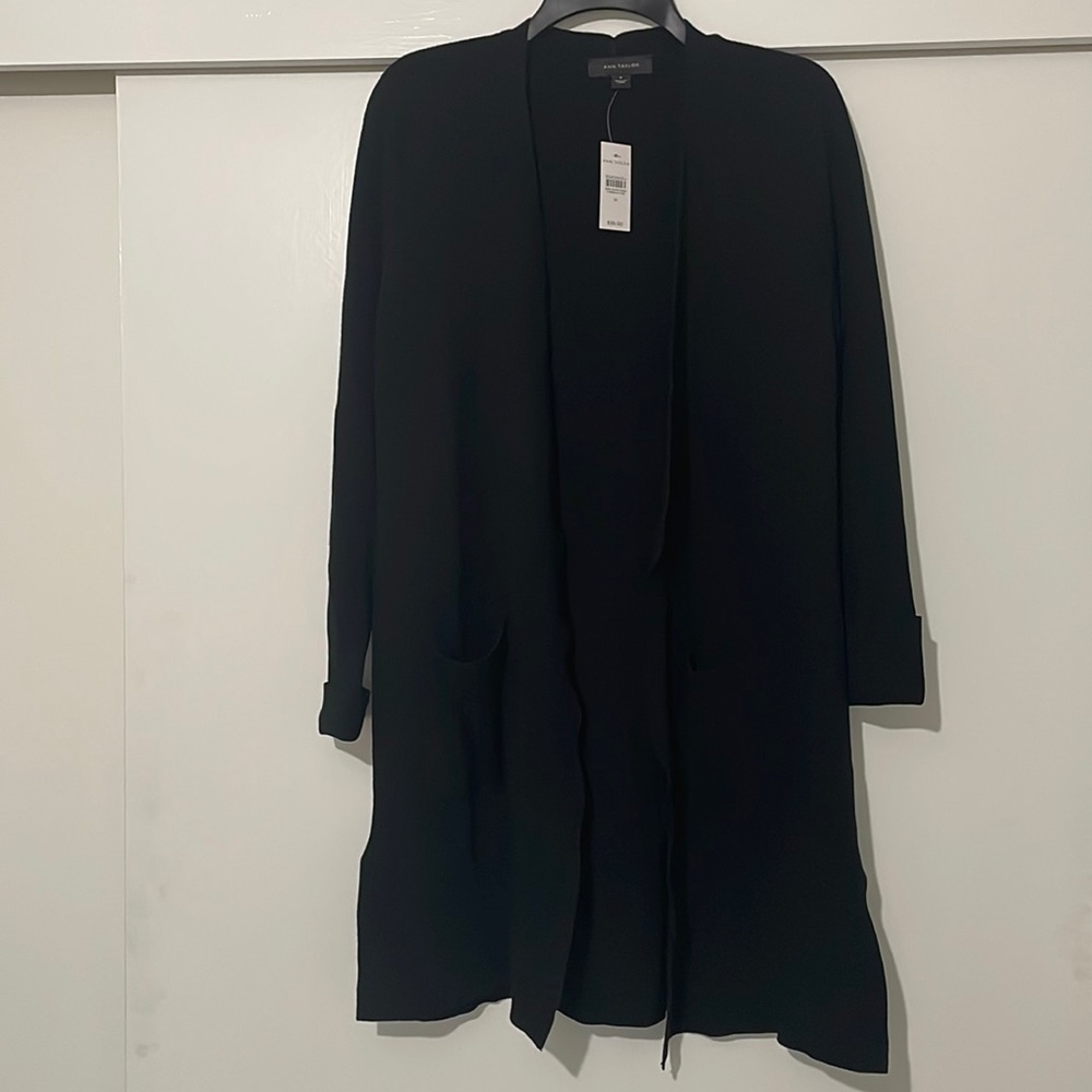 NWT ANN TAYLOR LONG CARDIGAN BLACK SIZE MEDIUM